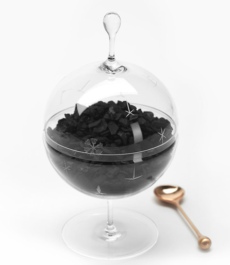 Formafantasma 水晶雕刻蒸馏器