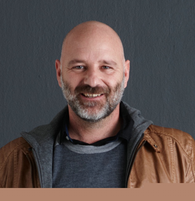 冬日温暖：人物集——Haldane Martin