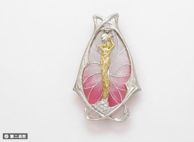 Kunio-Nakajima-Jewellery-in-the-style-of-the-great-masters-of-Art-Nouveau.jpg