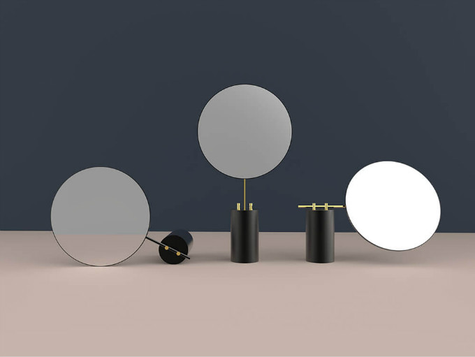 Pose-tablemirror-07-1.jpg
