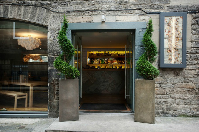 FOLDABILITY+Sygn+Bar+bespoke+origami+lampshade.jpg