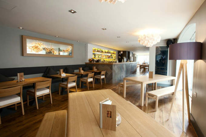FOLDABILITY+Sygn+Bar+bespoke+origami+lighting+2.jpg
