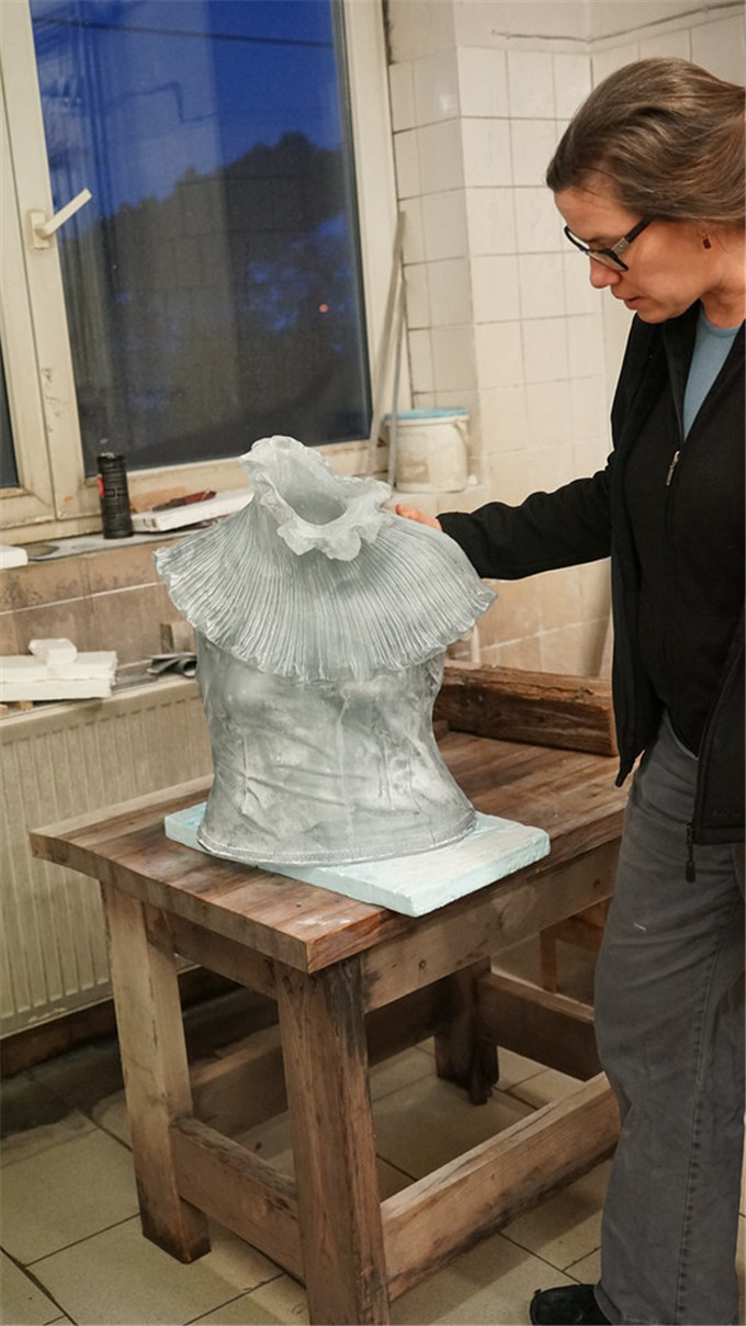 Nocturne-Studio-Sculpture-Dresses-Process-09-X2.jpg