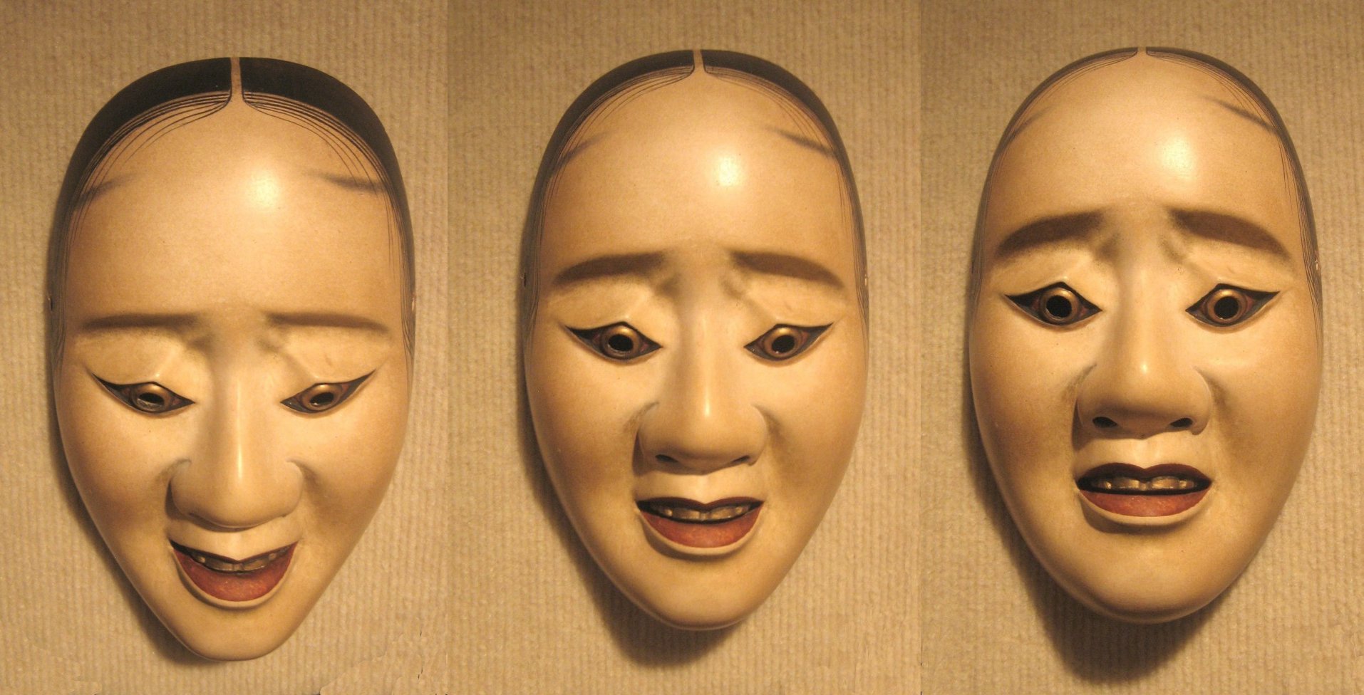 Three_pictures_of_the_same_noh_'hawk_mask'_showing_how_the_expression_changes_with_a_tilting_of_the_head.jpg