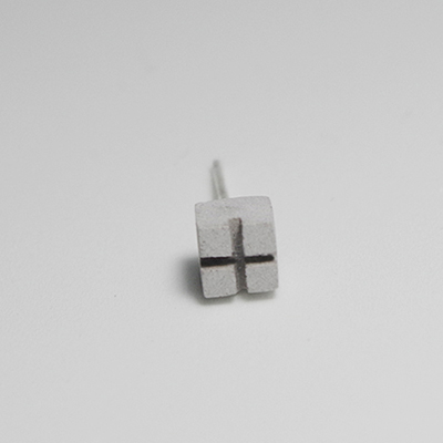 D款水泥耳钉