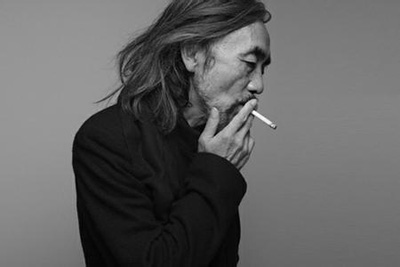 时尚破坏者山本耀司：用黑暗的浪漫，定义雌雄同体的性感