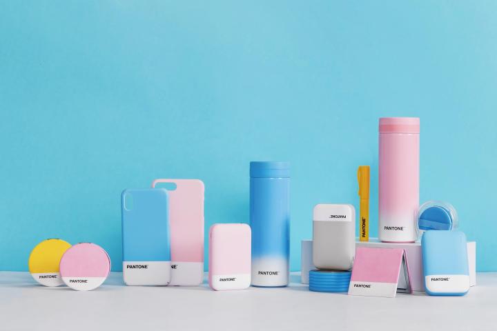 这次跟名创优品搞联名的品牌，居然是色彩界的龙头老大